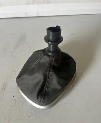 Renault Megane III Gear lever shifter trim leather/knob 0100979B