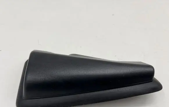 Polestar 2 Rear/tail light trim molding 32228377