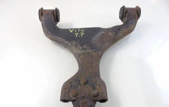 Front lower control arm/wishbone