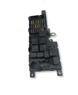 Volvo XC90 Fuse module 8678449 031009131229 518826011