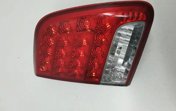 KIA Sorento Tailgate rear/tail lights 924052P12