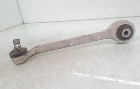 Volkswagen PASSAT B5 Front control arm