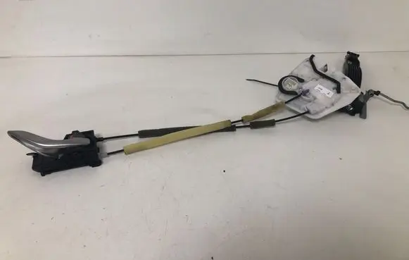 Mazda 3 III Rear door lock BHS2 K83N B0284