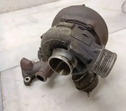 Volvo V70 Turbo 3653146