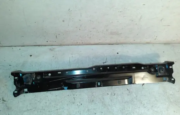 Mercedes-Benz C AMG W204 Top upper radiator support slam panel A2046200272