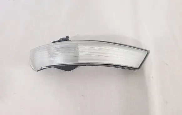 Ford Focus Mirror indicator light 8M5113B384AA 21982842