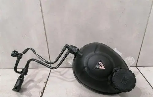 Mercedes-Benz CLS W257 Coolant expansion tank/reservoir cap A2055000049
