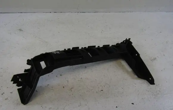 Volkswagen Multivan T6 Rear bumper mounting bracket 7E0807394C