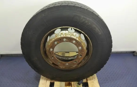 AC 428 R17 steel rim 