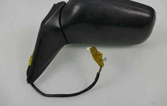 Nissan Prairie Front door electric wing mirror