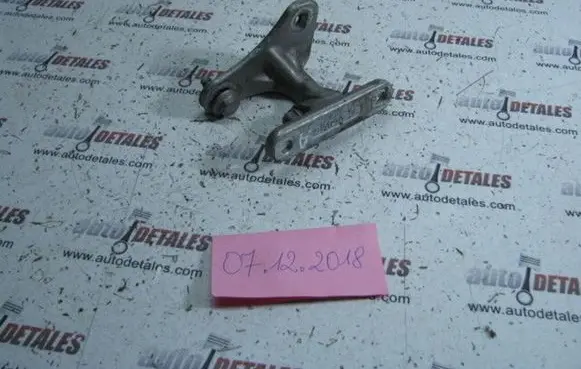 Mercedes-Benz S W220 Front door upper hinge