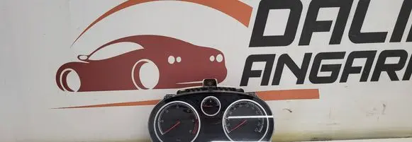 Opel Corsa D Speedometer (instrument cluster) P0013264275 1563682 281202445