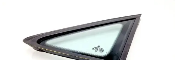 Volkswagen Caddy Front triangle window/glass 2K0845411C