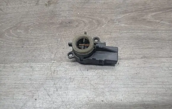 Interior temperature sensor