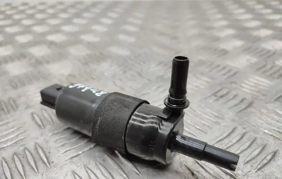 Audi A4 Allroad Headlight washer pump 8K0955681