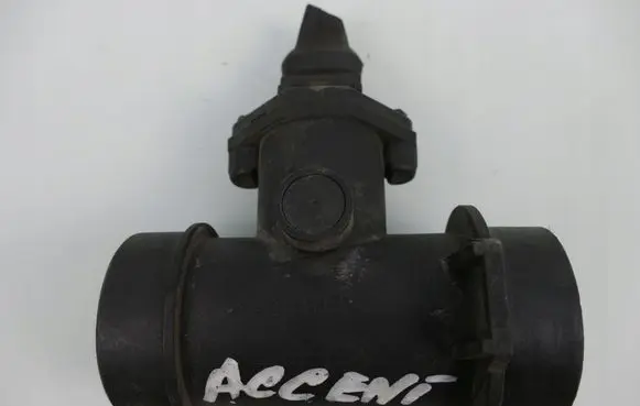 Hyundai Accent Mass air flow meter 0280217102