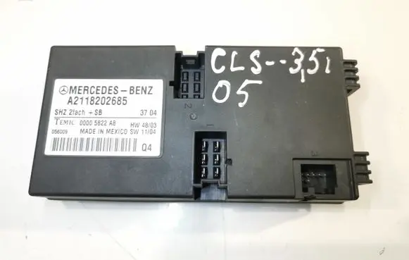 Mercedes-Benz CLS C219 Seat control module A2118202685