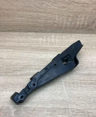 Mini One - Cooper R50 - 53 Front bumper mounting bracket 6800799L