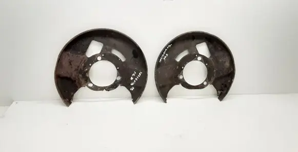 Opel Insignia A Front brake disc dust cover plate 