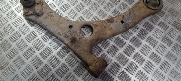 Toyota Corolla E120 E130 Front lower control arm/wishbone