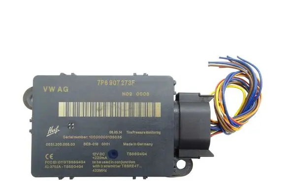 Volkswagen Touareg II Speedometer control unit/module 7P6907273F 4E0972713