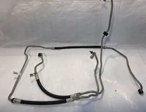 Opel Zafira C Gearbox oil cooler pipe/hose 13394457