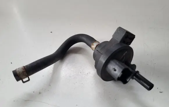 Nissan Micra K14 Fuel tank valve V29036755