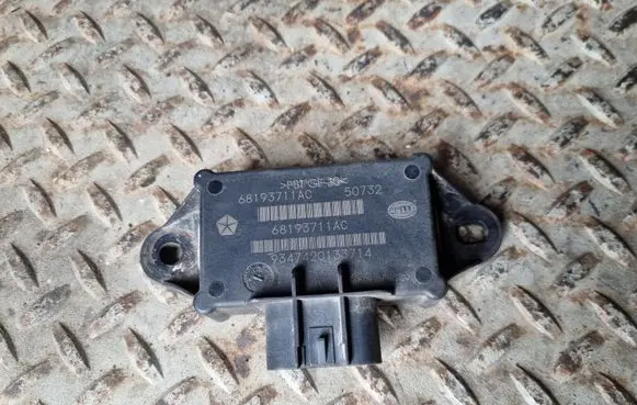 Dodge RAM Fuel injection pump control unit/module 68193711AC