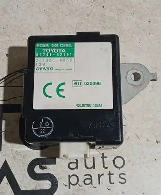Toyota RAV 4 (XA20) Door central lock control unit/module 8974142151 2513000060 E11020096