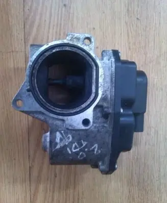 Audi A4 S4 B7 8E 8H EGR valve 03l131501D