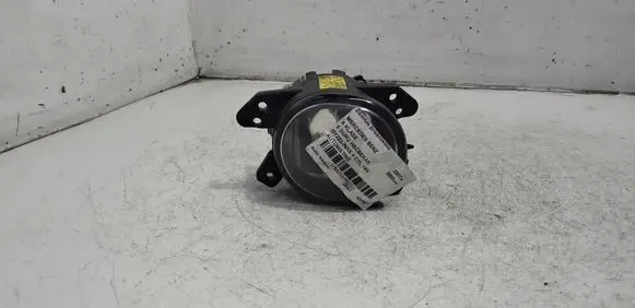 Mercedes-Benz A W169 Front fog light A2518200756 0305076001