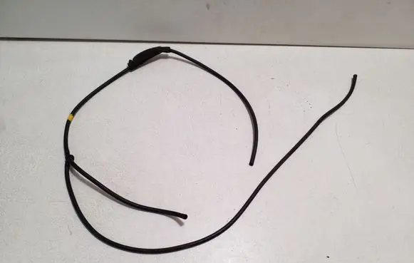 Nissan Navara D23 Windshield washer fluid hose 
