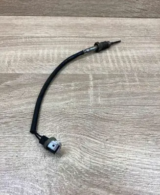 BMW X5 E70 Exhaust gas temperature sensor 136277951
