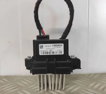 Opel Astra J Heater blower motor/fan resistor 13503201 SMU45LSAG F011500056