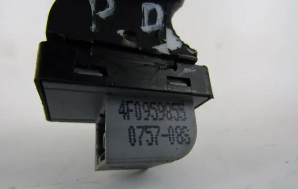 Audi A6 S6 C6 4F Electric window control switch 4F0959855