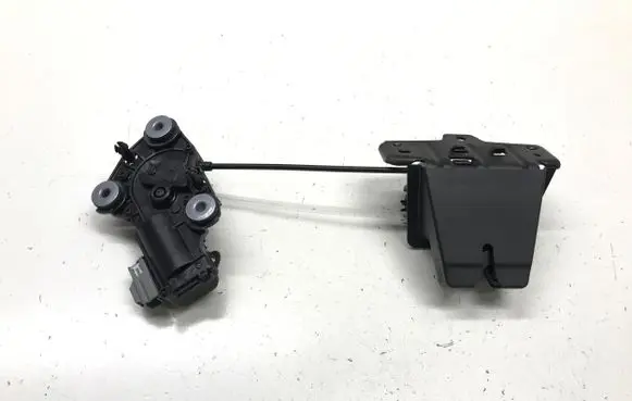 Volvo XC40 Tailgate/trunk/boot lock/catch/latch 32149889