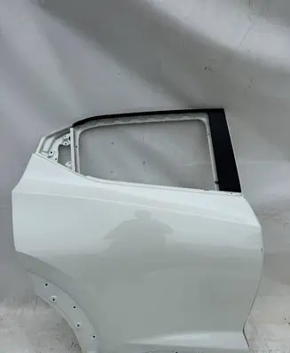 Nissan Juke II F16 Rear door 