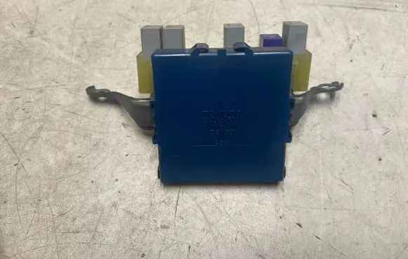 Toyota Corolla Verso AR10 Combustion control unit/module 896180F020
