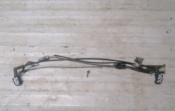 Audi A3 S3 8L Windshield washer spray nozzle 