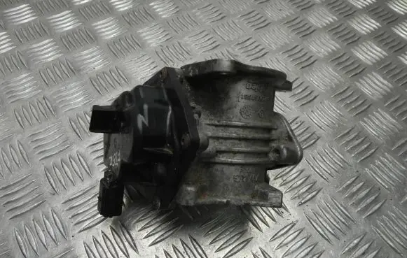 Volkswagen Crafter EGR valve 03L131501R VD16183