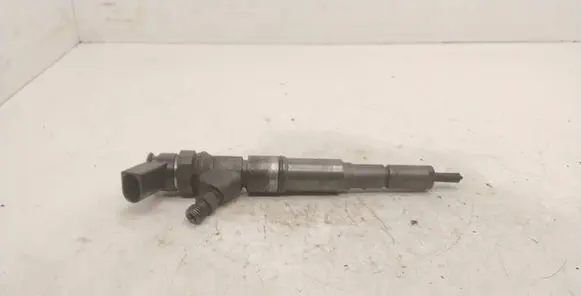 BMW 5 E60 E61 Fuel injector 7793836 0445110216