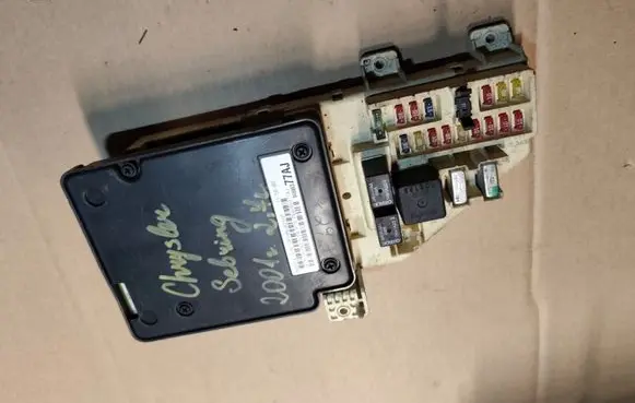 Chrysler Sebring (ST-22 - JR) Comfort/convenience module 04606377AJ