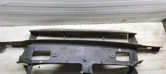 BMW 7 E38 Intercooler air guide/duct channel 51718125966