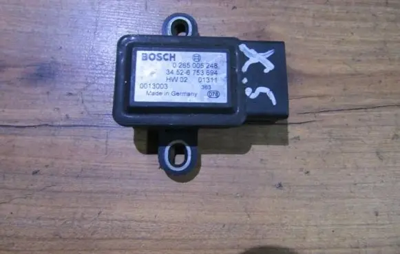 BMW X5 E53 ESP acceleration yaw rate sensor 0265005248 34.522-6753694