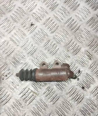Toyota Corolla Verso AR10 Clutch slave cylinder 