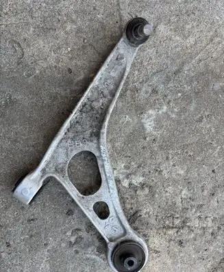Renault Austral Front lower control arm/wishbone 6RR