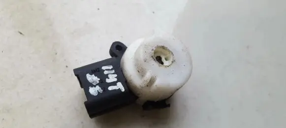 Toyota Avensis T250 Ignition lock contact 