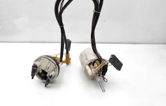 Mercedes-Benz C W203 In-tank fuel pump 