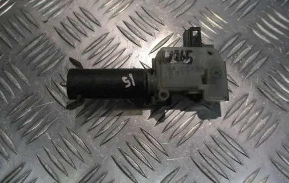 Mercedes-Benz B W245 Shock absorber/damper mounting bracket 