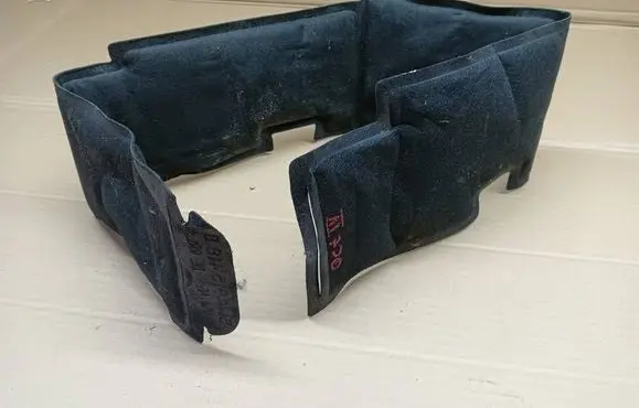 Skoda Octavia Mk4 Battery box tray 5WA915418B